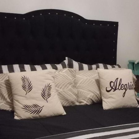 La Familia,A 5 Minutos Del Aeropuerto Apartment Ezeiza Ngoại thất bức ảnh